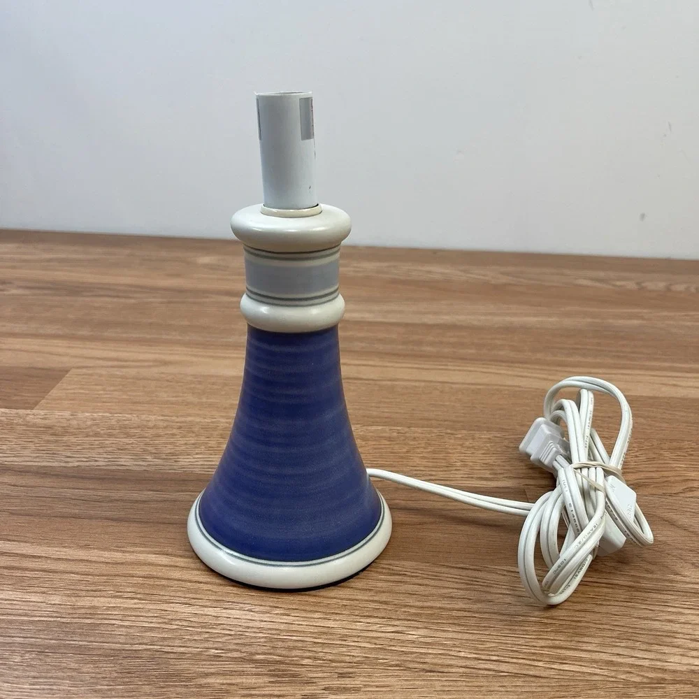 Pfaltzgraff Rio Electric Buffet Lamp- No Shade, Works‎ Great Excellent Condition